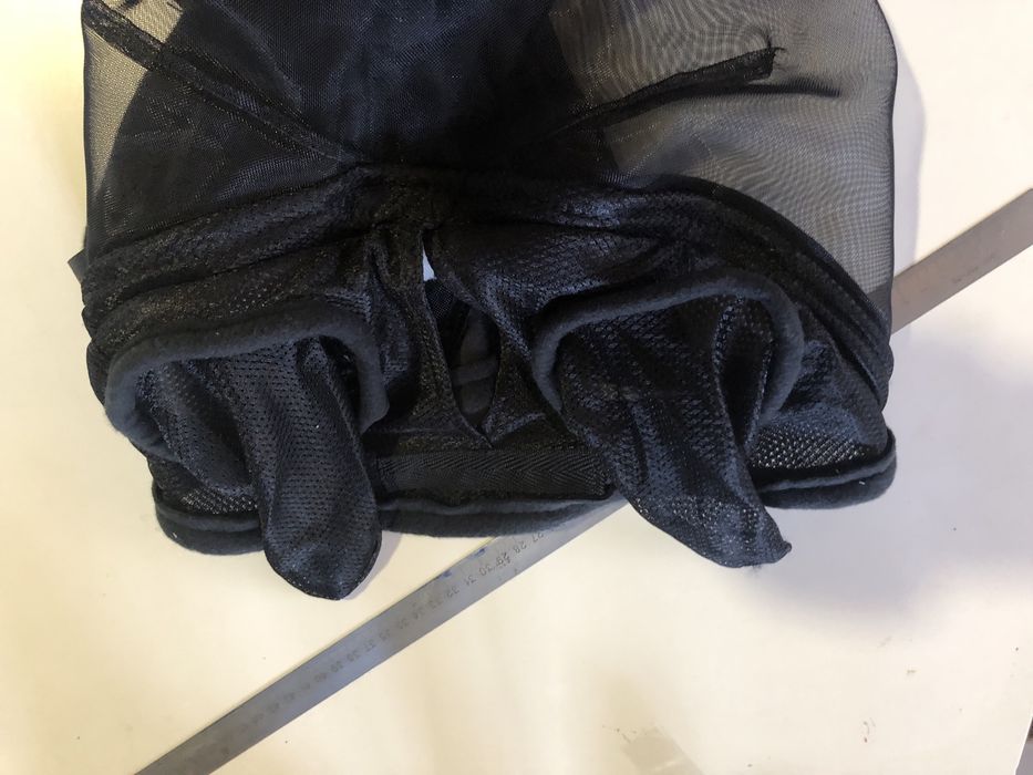 Маска від мух для коня + щітка-масажер