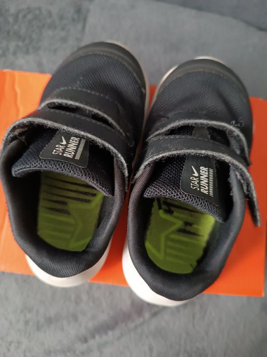 Buty Nike star runner 2 czarno białe 22 wiosna