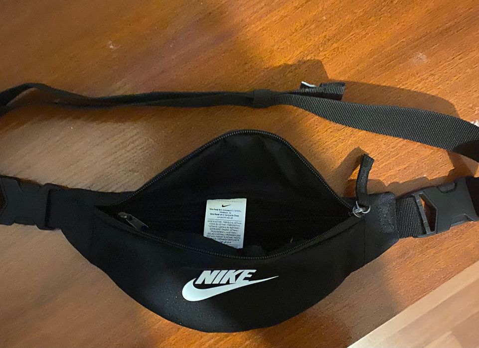 Bolsa cintura Nike original nova