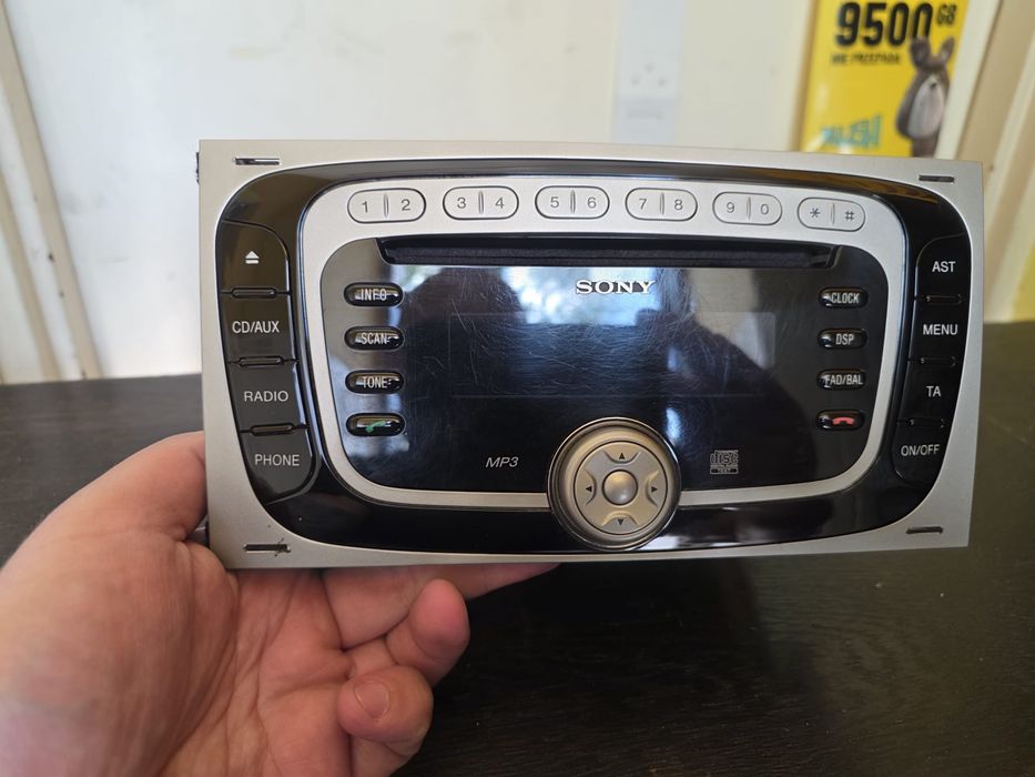 Radio sony Ford kuga MK1
