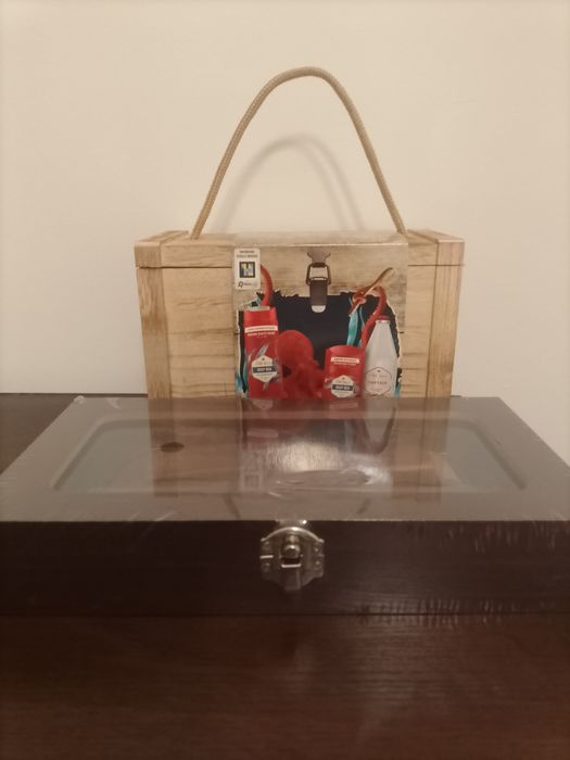 Zestaw prezentowy nóż myśliwski orzech skrzynka+ Old Spice Perfumy now
