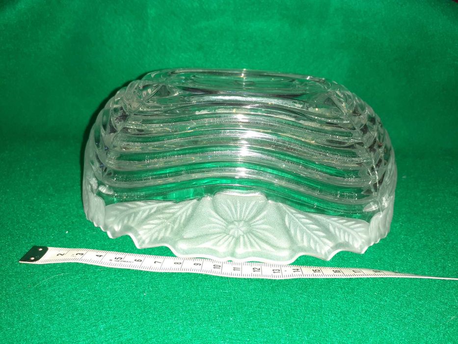 Taça / Saladeira/ Fruteira