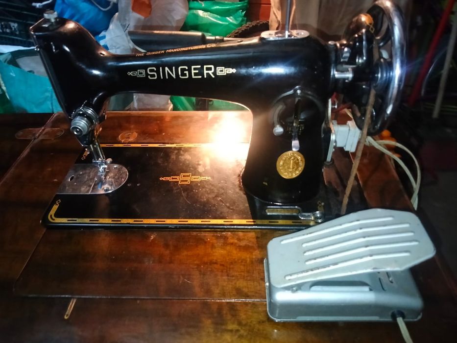Maquina costura singer