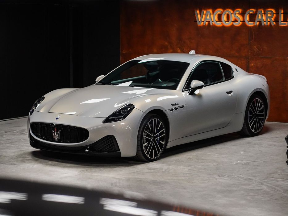 Maserati GranTurismo MODENA, faktura VAT 23%, jak nowy, folia PPF