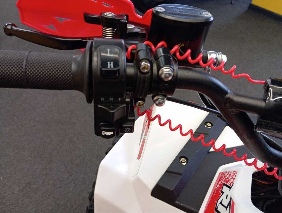 Квадроцикл Apollo Commander E1000