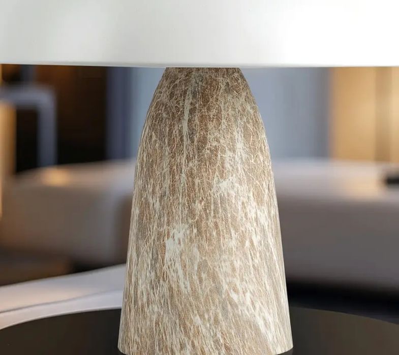 Lampa stołowa na stolik w kształcie grzyba