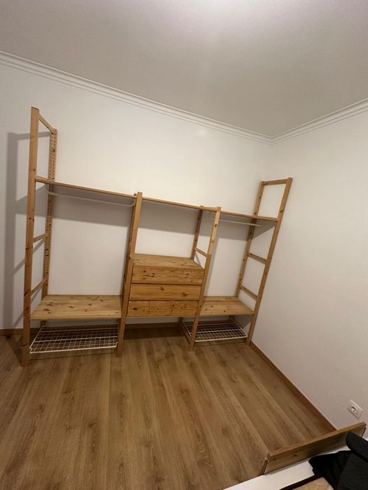Roupeiro aberto IKEA
