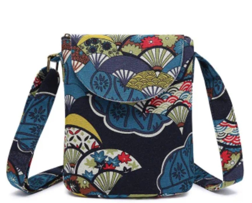 Torebka z tkaniny crossbody. Nowa