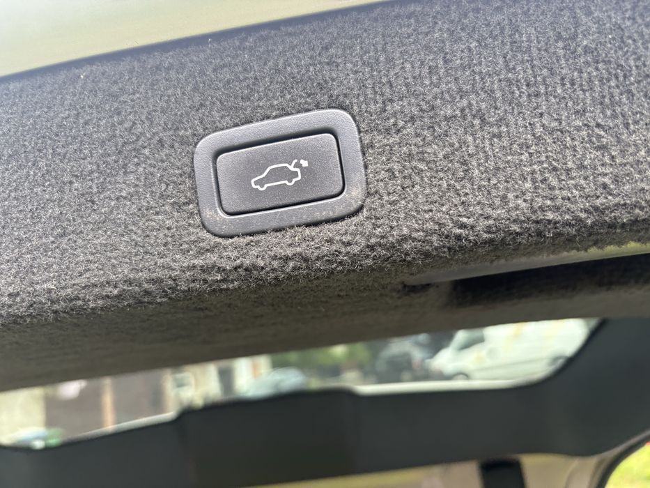 Volvo v70 2,4 diesel 2008 skora navi el klapa