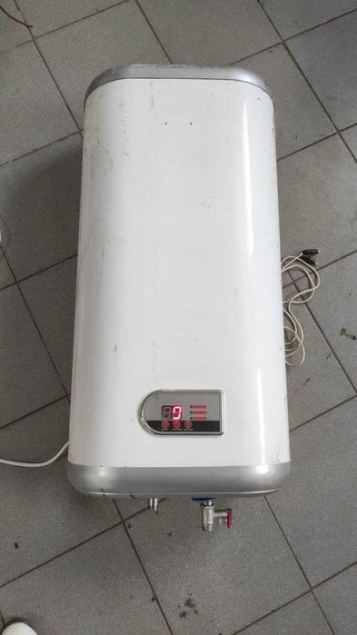 Бойлер для води б.у