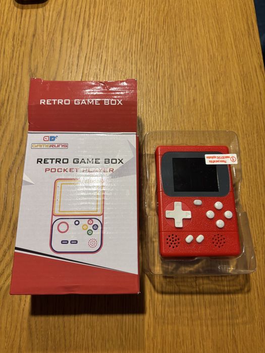 Кишенькова кольорова приставка, нова  Retro game box