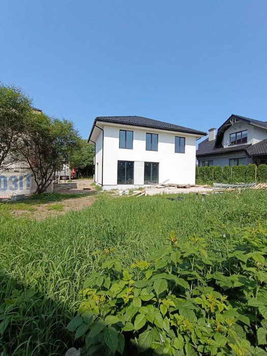 Продаж особняка, з гаражем та власним подвір'ям 5сот, Газ