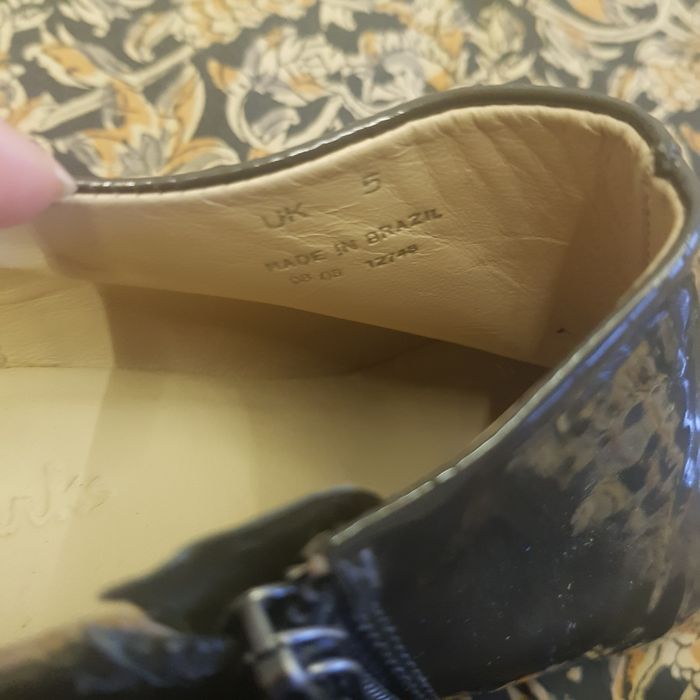 Clarks botki lakierki 38