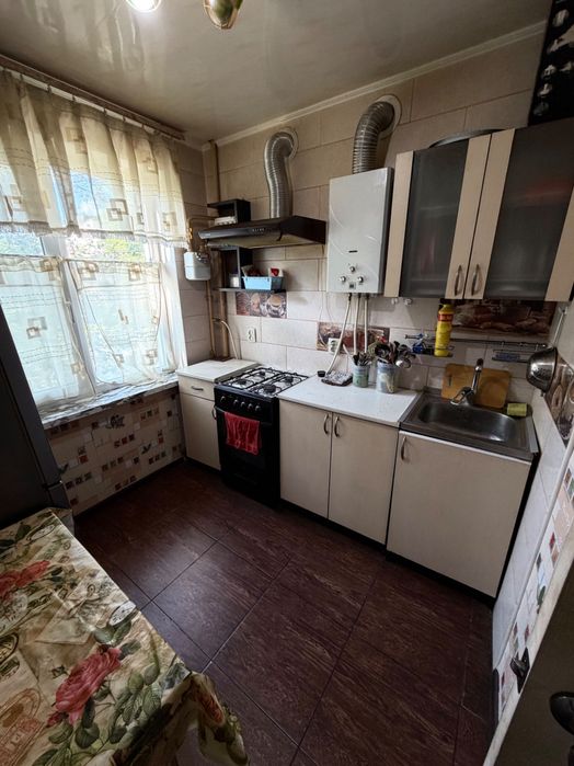 Продам 2 к квартиру по  вул . Молодогвардійська - View 3