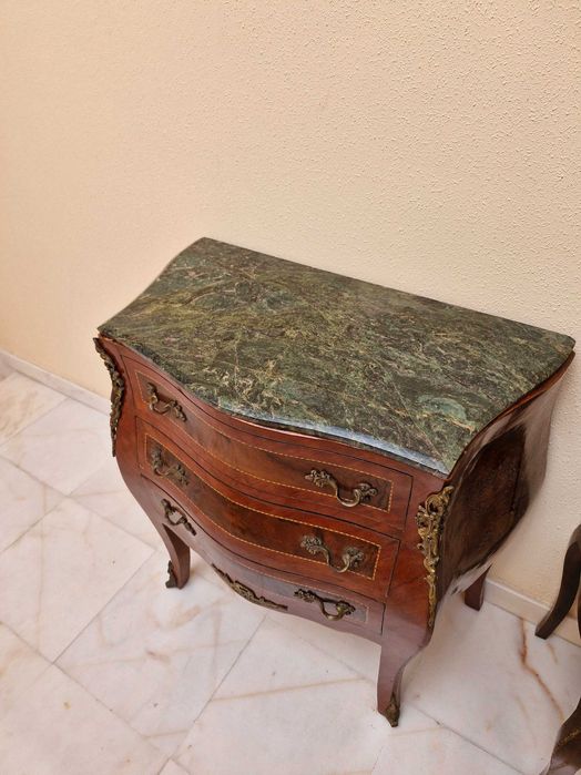 Moveis antigos 2 por €450 ou 1 por €250