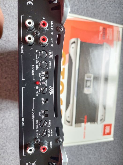 Усилитель JBL GRAND TOURING GTO 1004 Майже новий
