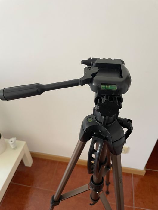 Tripé HAMA STAR 61