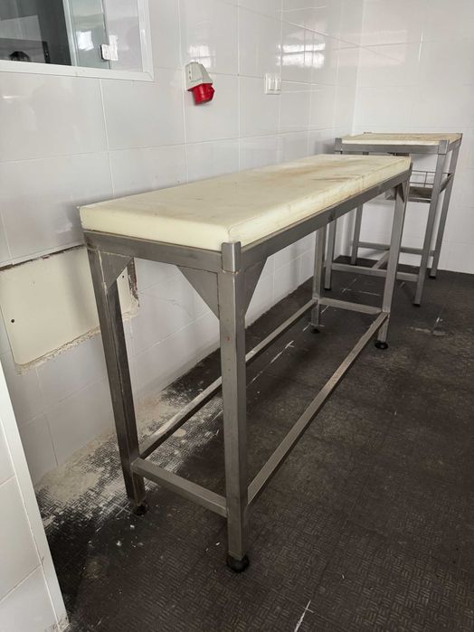 Mesa de Trabalho em Inox - 41x145x90 cm