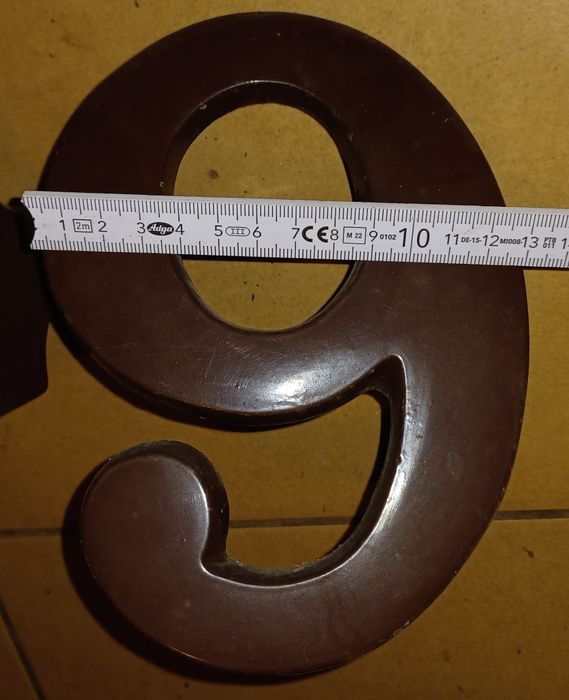 Cyfra numer na elewację domu 6 lub 9 i 1