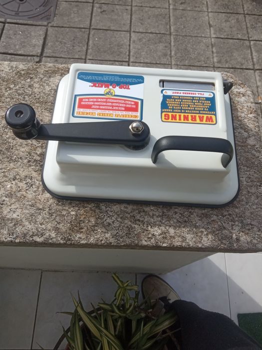 Máquina de enrolar cigarros manual em Gondomar