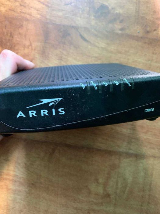 Кабельний модем ARRIS CM820
