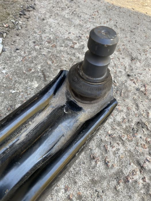 Продам правый рычаг форд фюжен 2018 року