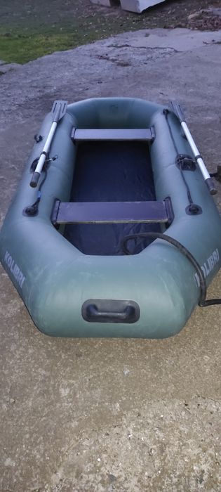 Продам лодку Калибри (К-280) 3х Местная!
