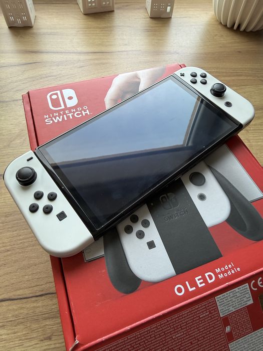 Nintendo Switch Oled Białe 64GB + Pokemon Legends ZA