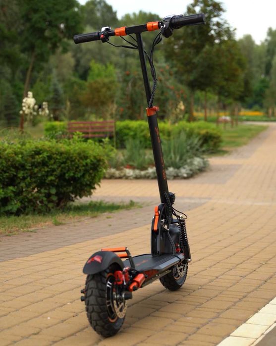 Электросамокат черный XBUST 0O1 REV2 (800 Вт, 15А) Електросамокат XB