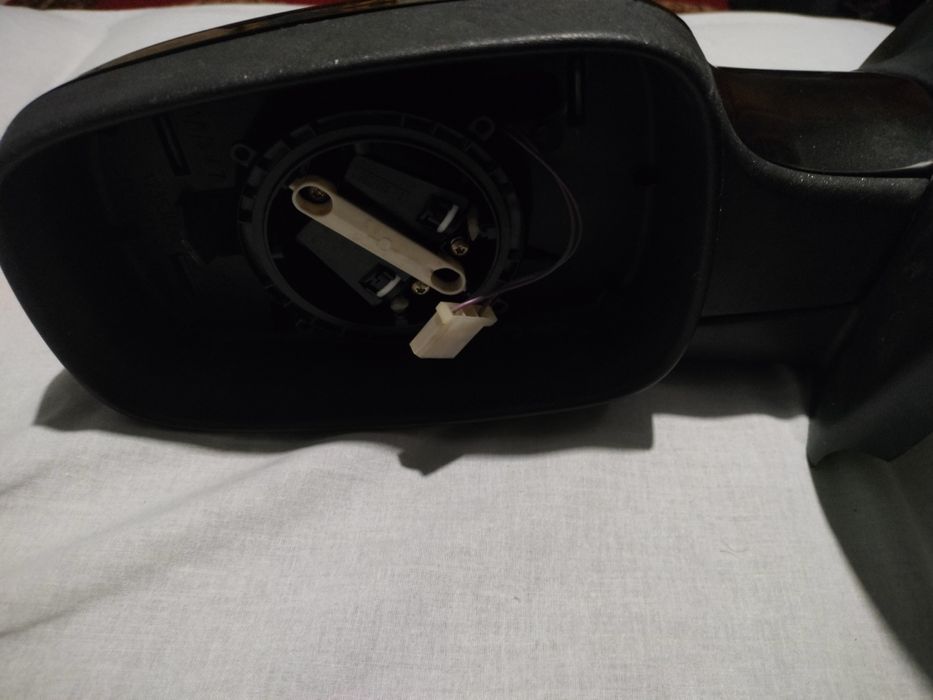 Зеркало ліве Меган 2