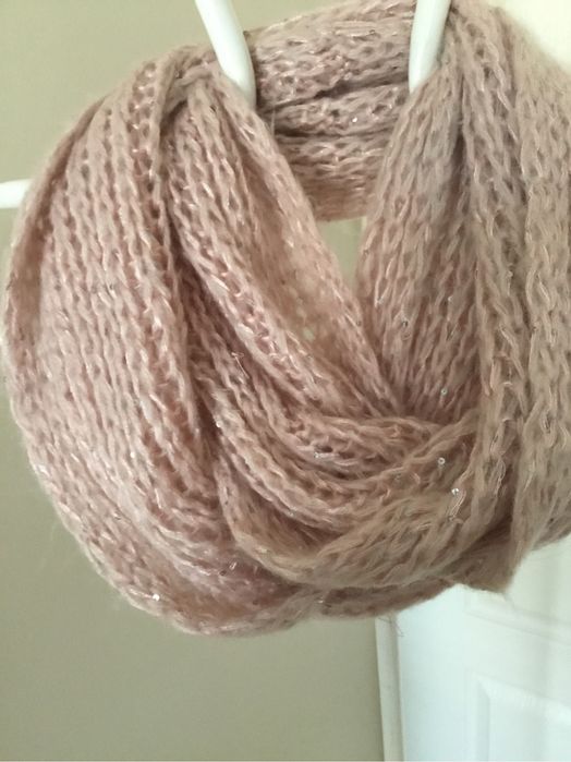 Różowy komin damski