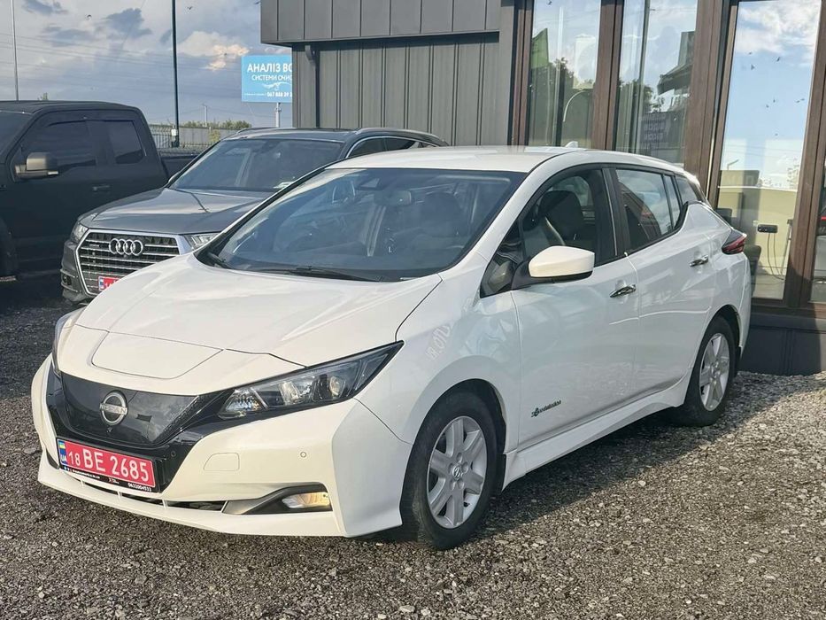 Nissan leaf 40 гарний стан