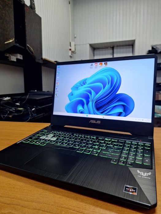 ASUS TUF Gaming FX505DU Ryzen 7 3750H GTX 1660 Ti 6Gb DDR4 16Gb SSD + HDD
