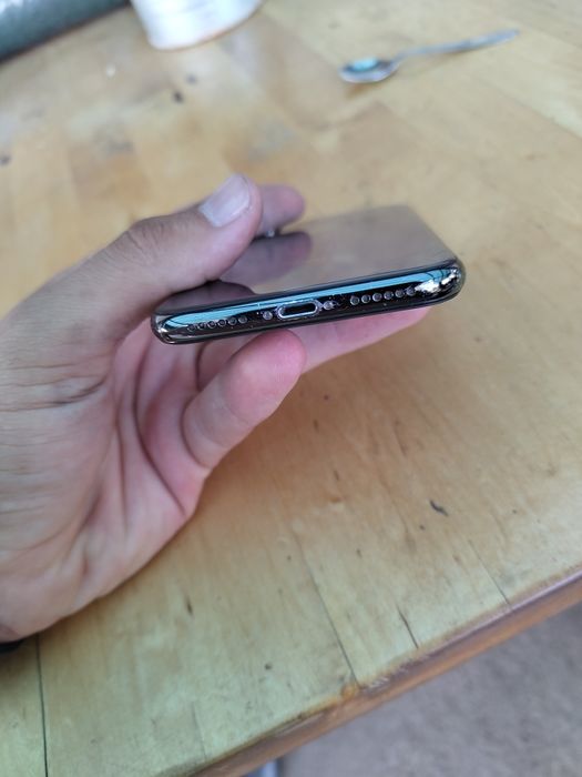 iPhone x 64gb ecrã quebrado