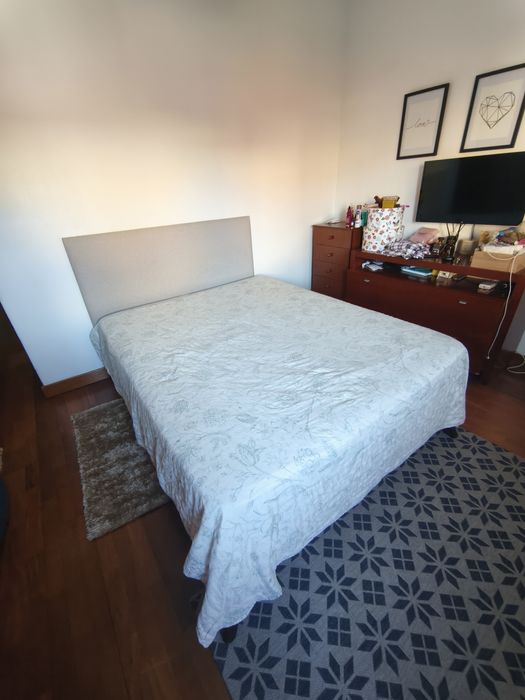 cama 1,40x1,90m madeira