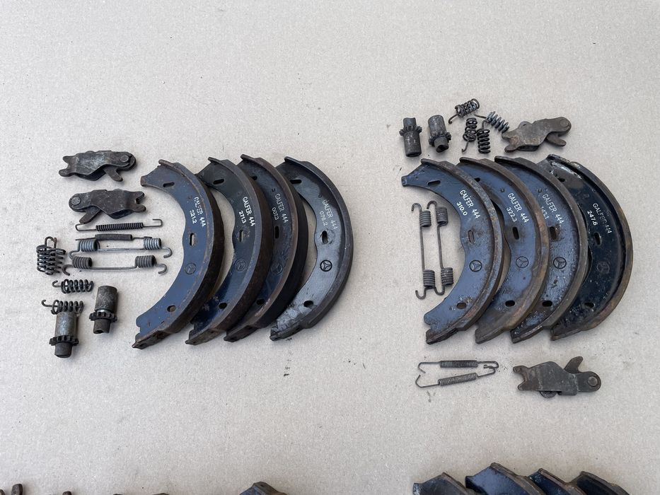 Колодки ручника на VITO-VIANO W 639