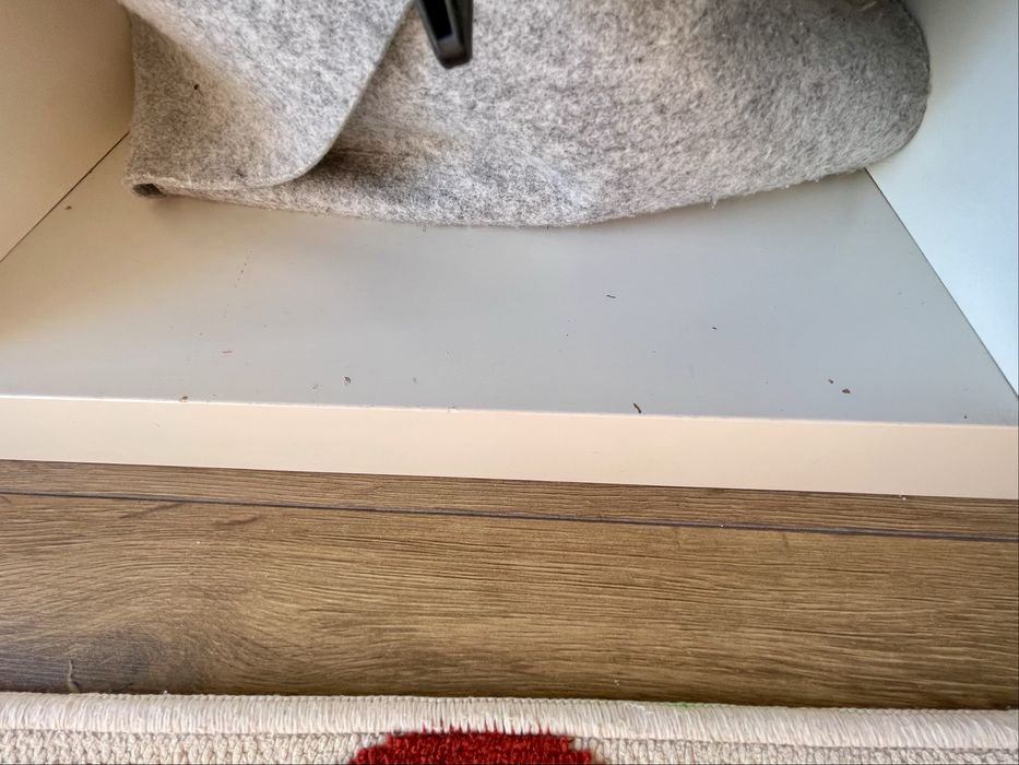 KALLAX — Estante IKEA em branco, 40x44x185 cm — modelo descontinuado