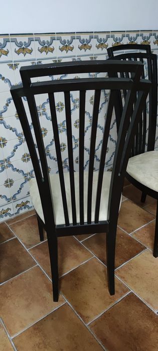 Conjunto de 4 cadeiras de sala
