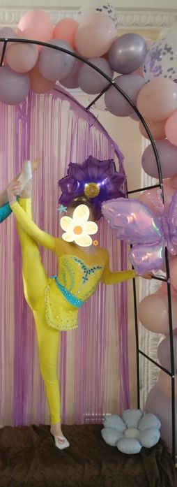 Костюм гімнастичний