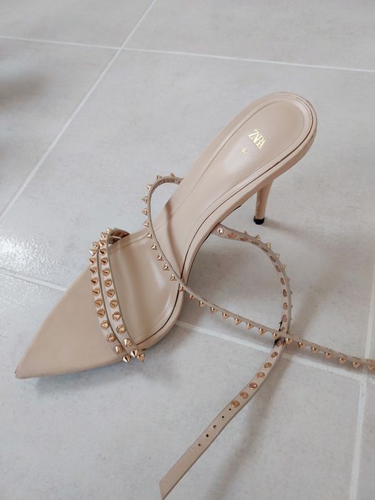 Szpilki nude - Iconic Zara Shoes