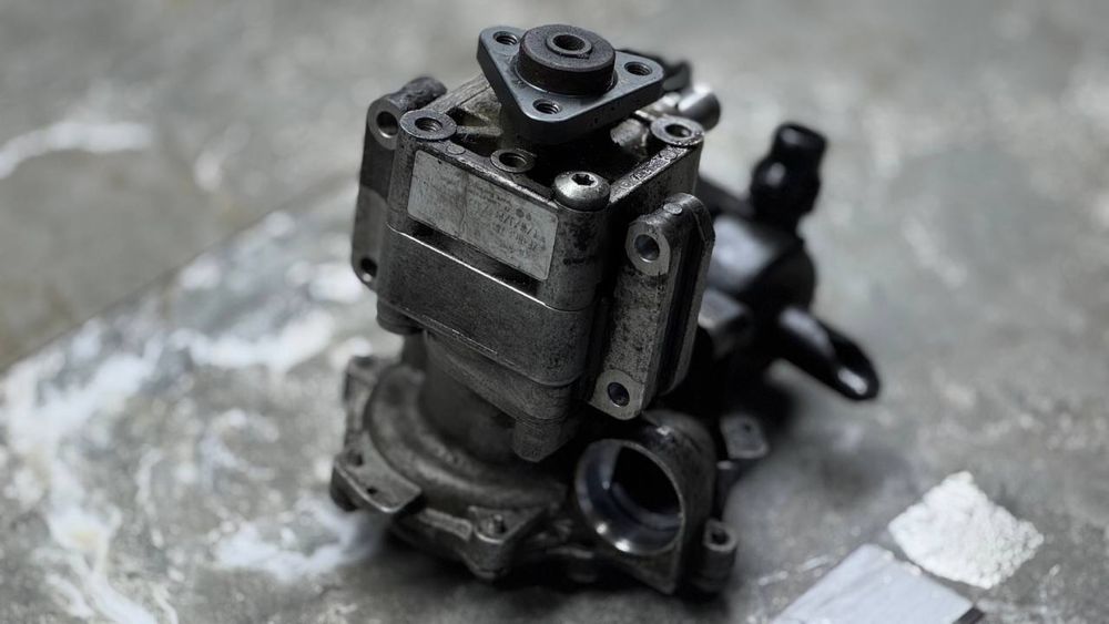 Гідро підсилювач руля БМВ Е46 Е90 N42 N46 Гур бмв е46 е90 Шрот Розбор