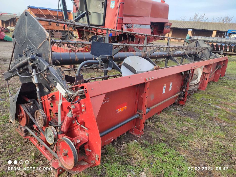 Комбайн Case-2388 з зерновою жаткою Case-1020 Flex та візком. Торг є