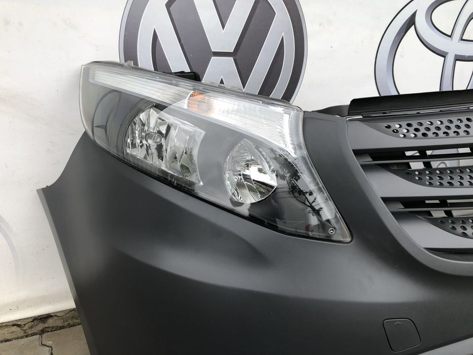 Бампер усилитель  (фара) вито віто Mercedes Vito w447 Metris EVito