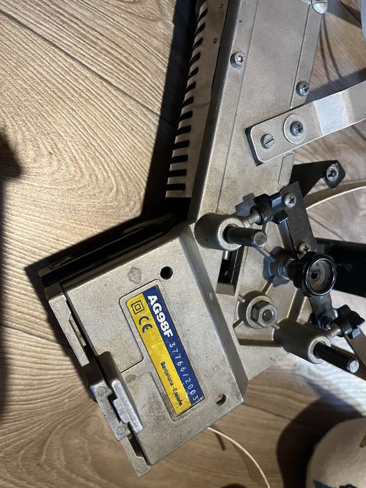 VIRUTEX AG98F Ручний кромкоклеючий станок