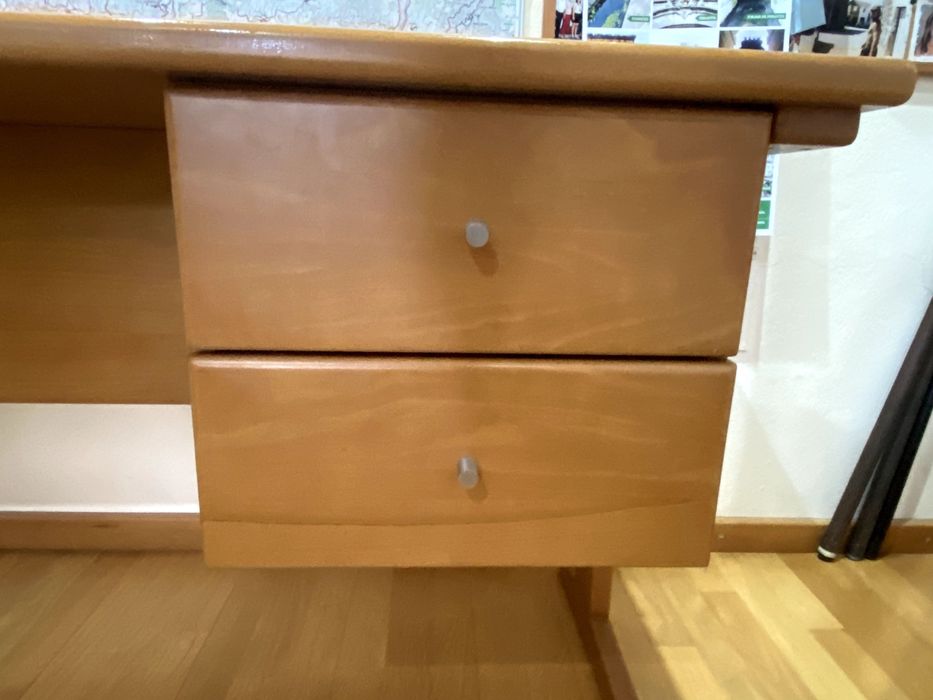 Mesa Escritório - Look Minimalista - NEGOCIÁVEL