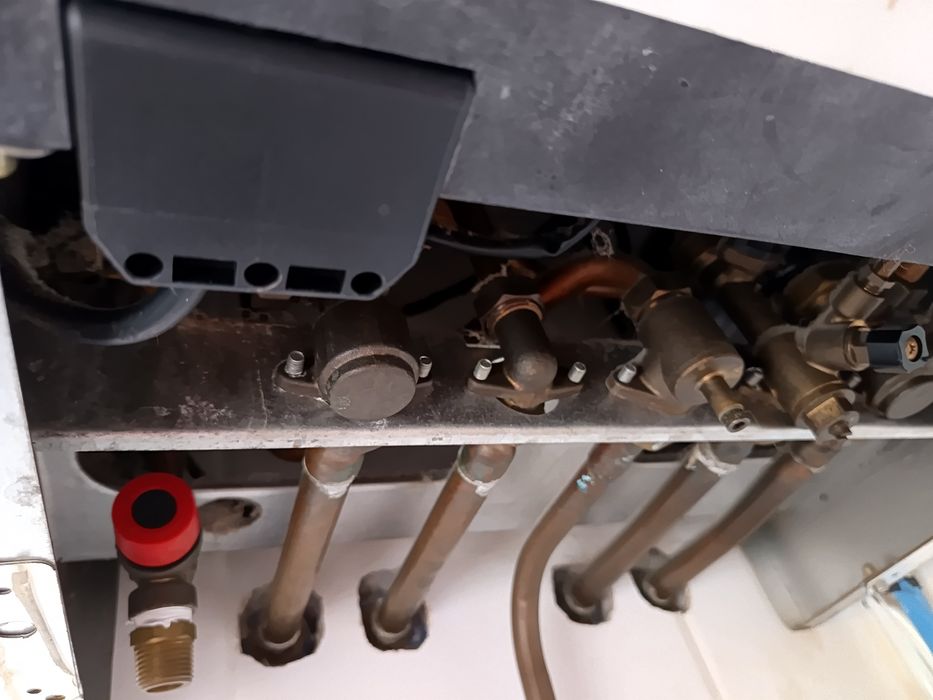 Gas Boiler in Operation64585185772291122