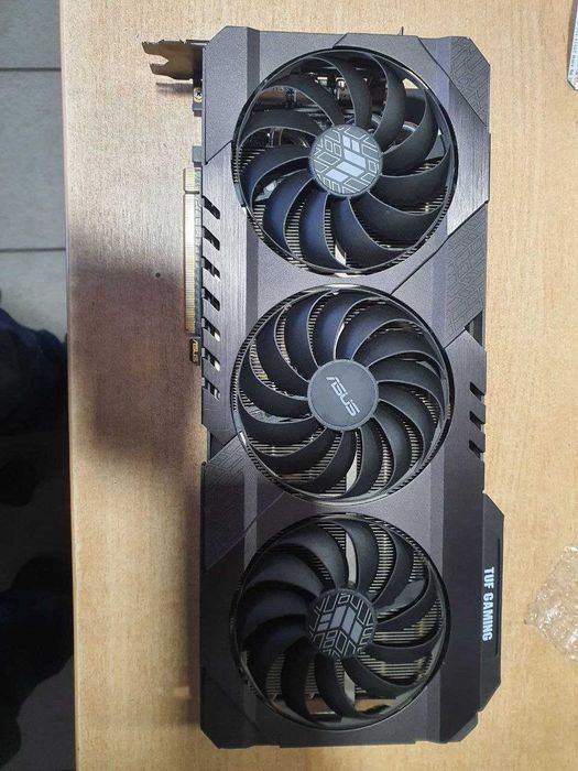 Видеокарта Asus RX 6800 XT TUF Gaming OC 16GB GDDR6 256bit отл сост.