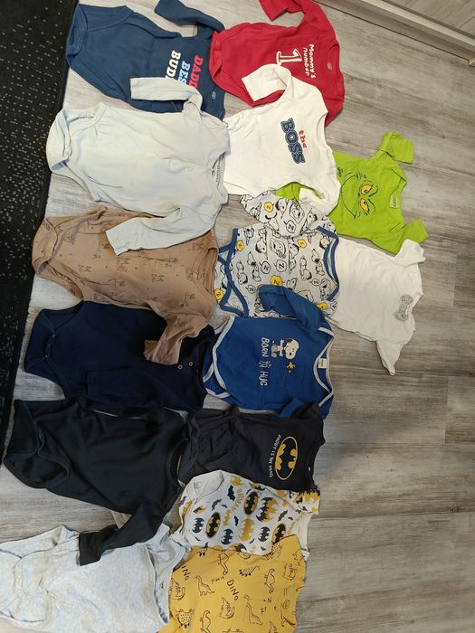 Paka rzeczy dla chłopca 74 hm Reserved smyk