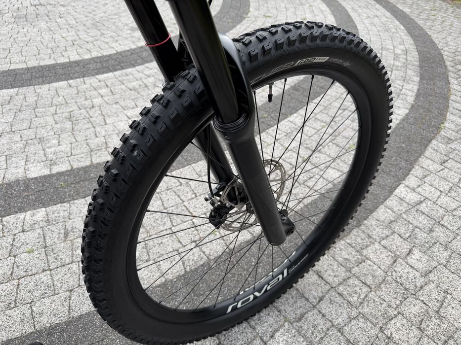 Specialized Turbo Levo FSR L  stan bardzo dobry 1245 km. bateria 100% ilość ładowań 21