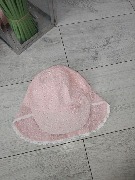 Czapeczka letnia różowa
